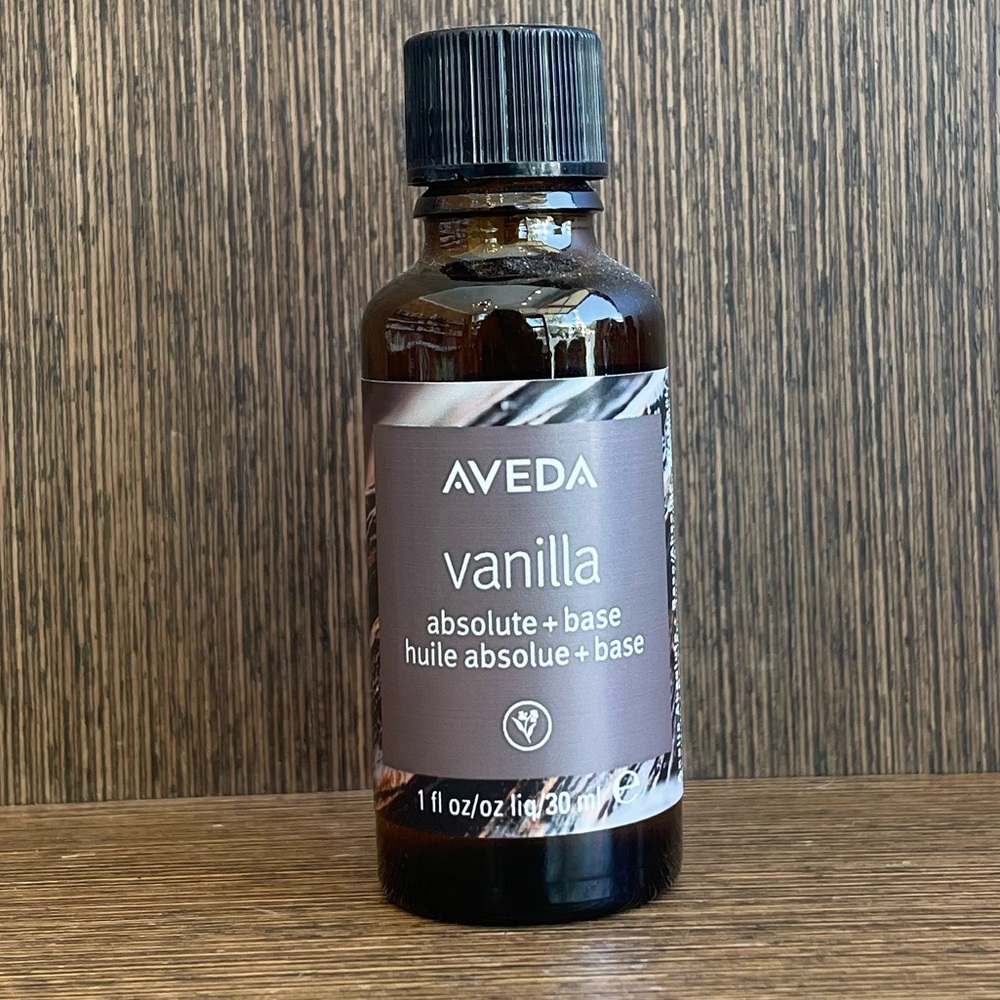 AVEDA vanilla
absolute + base huile absolue + base